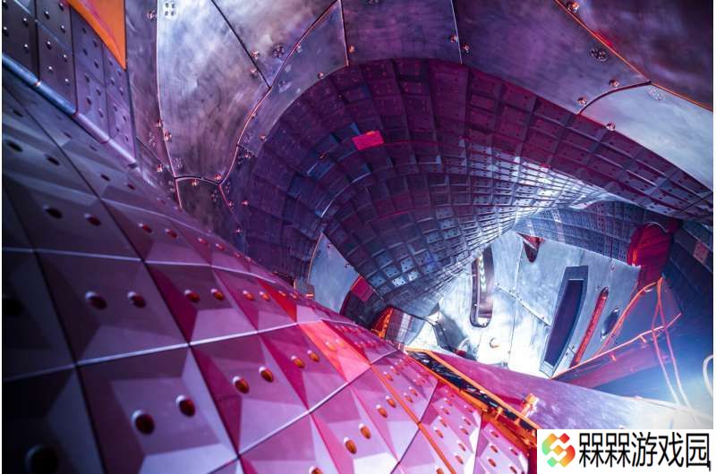 43 秒奇迹：全球最强仿星器 Wendelstein7-X 刷新可控核聚变纪录