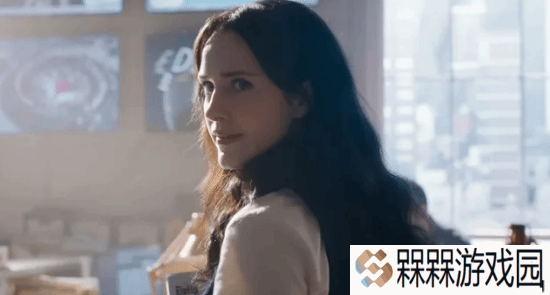 超尴尬接戏！新《超人》女主：上厕所时接到滚导电话