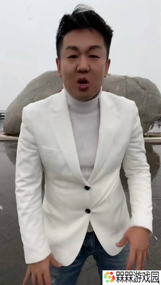 47岁山西网红天宇不幸去世 经常熬夜突发心梗