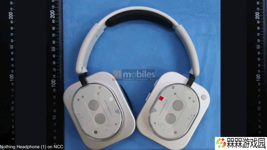 透明卡带风：Nothing 首款头戴耳机 Headphone (1) 证件照曝光，520mAh 电池