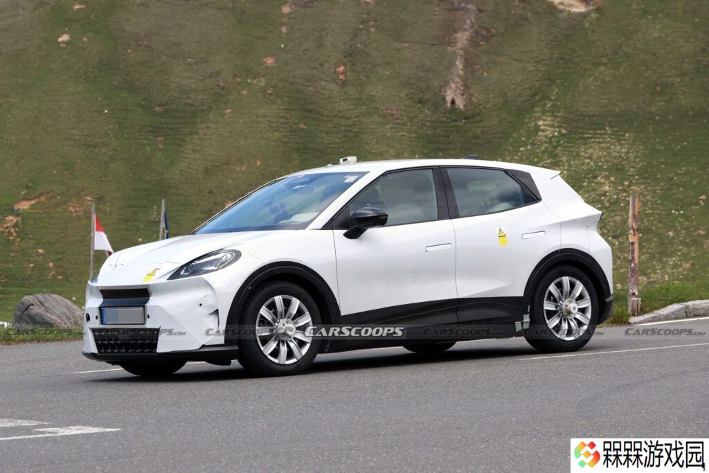 大众全新纯电小车 Cupra Raval 谍照曝光，强调动感 + 驾控