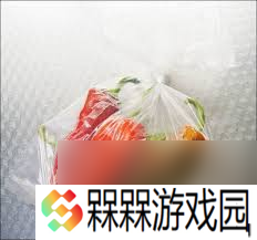 保鲜膜包裹的食物能放微波炉加热吗