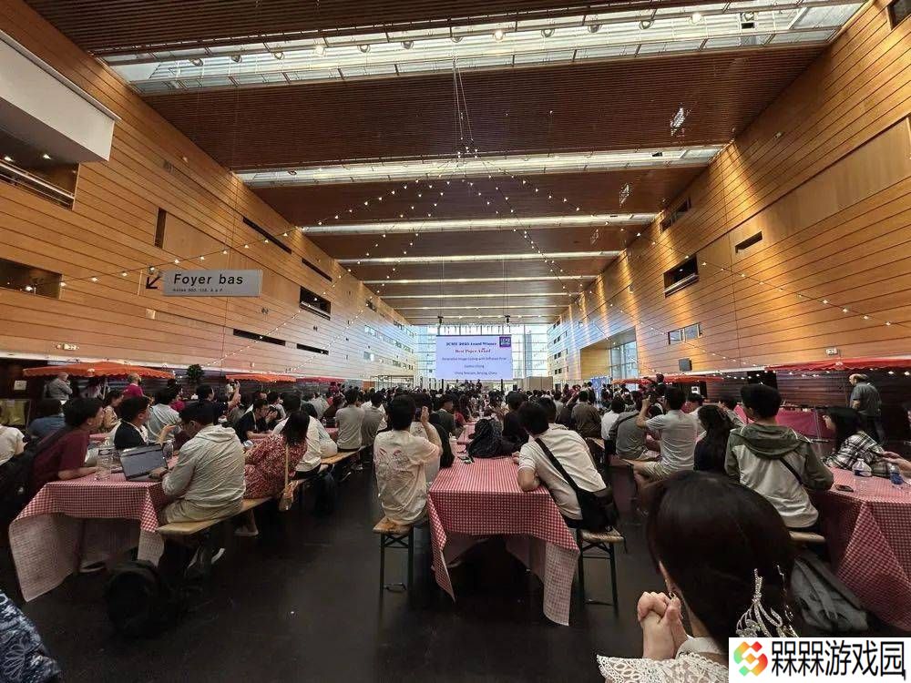 中国电信科研突破，以AI技术引领“AI+通信”新时代