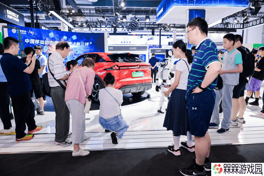 WAIC探展：中国移动AI新飞跃，从指令响应迈向深度懂你时代