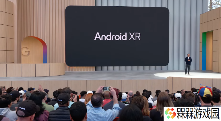 首款 Android XR 设备：三星 Project Moohan 头显亮相，今年晚些时候发售