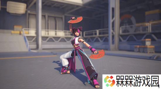 《守望先锋》X《街头霸王6》联动皮肤演示：原作名场面超还原!